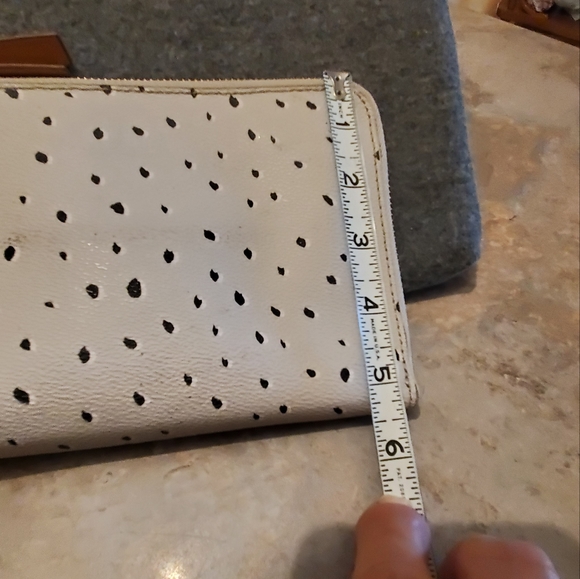 Clutch - Picture 8 of 8